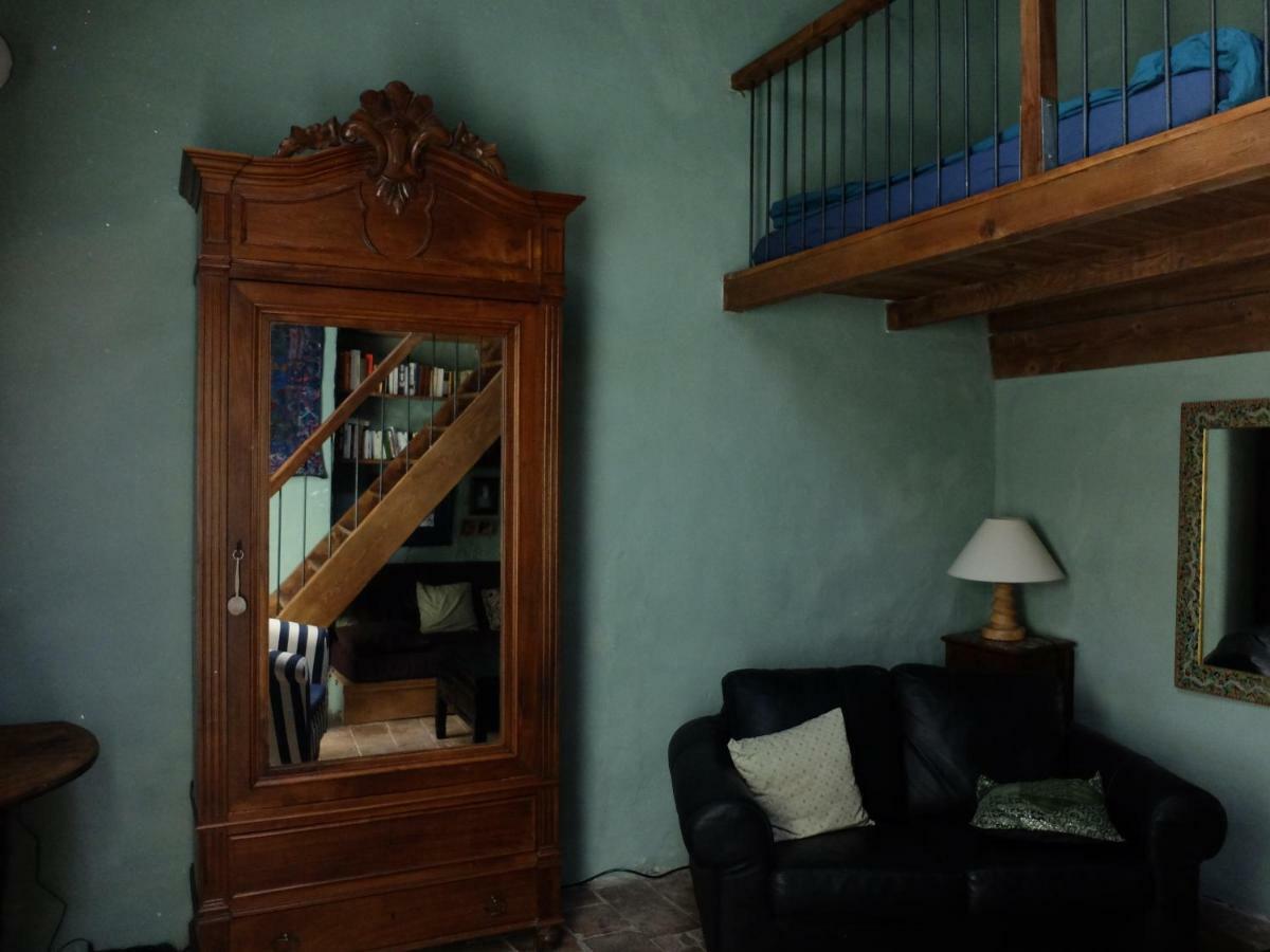 Maison d'Almes Adissan Extérieur photo